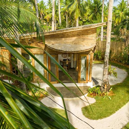 The Bamboo Houses - Tropical Garden & Empty Beach General Luna  Exterior foto