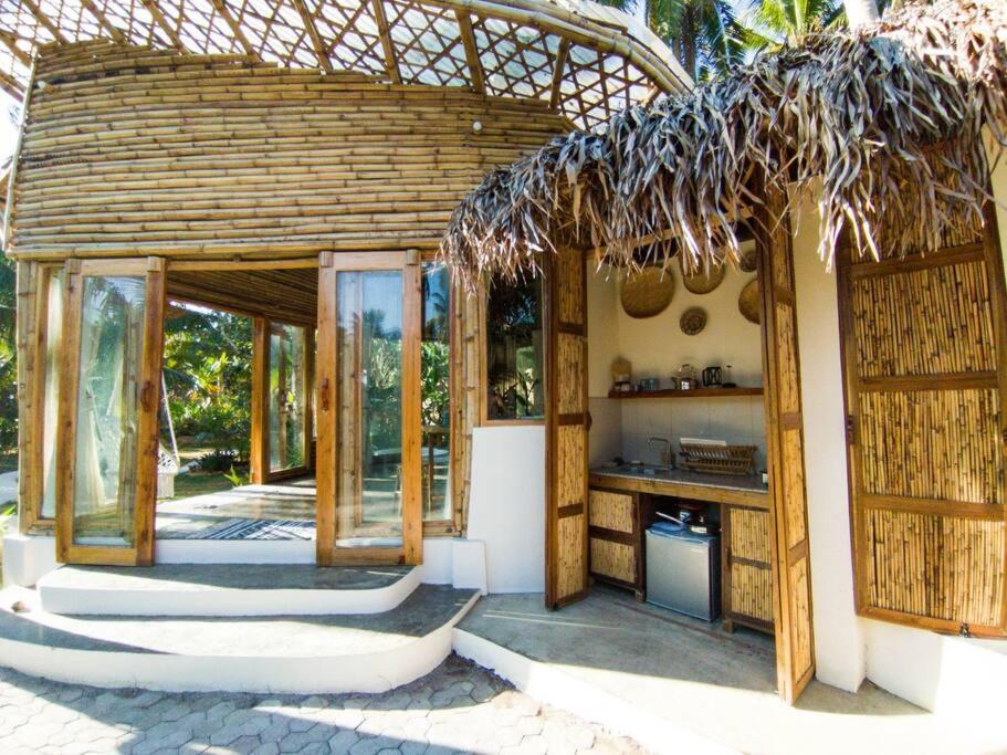 The Bamboo Houses - Tropical Garden & Empty Beach General Luna  Exterior foto
